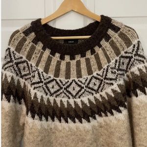 Aqua - size small brown sweater